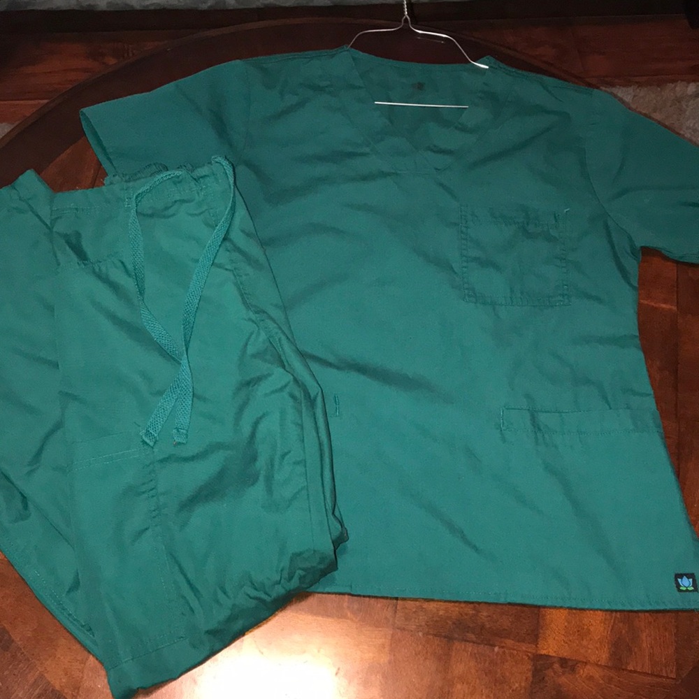 Green Scrub top and matching pants